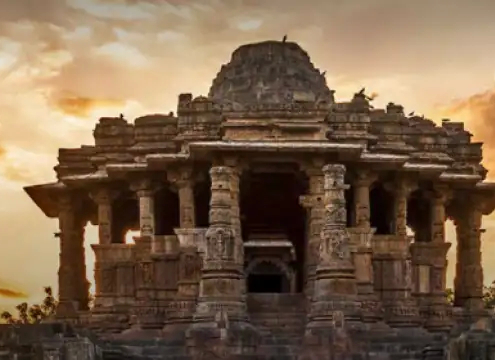 जानें किसने और क्यों बनाया मोढेरा सूर्य मंदिर, क्या हैं इससे जुड़े रहस्य